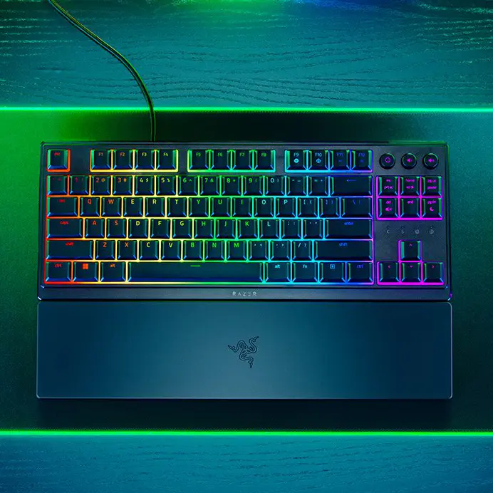 Razer Ornata V3 Tenkeyless Ergonomic Clicky RGB Gaming Keyboard - Image 4